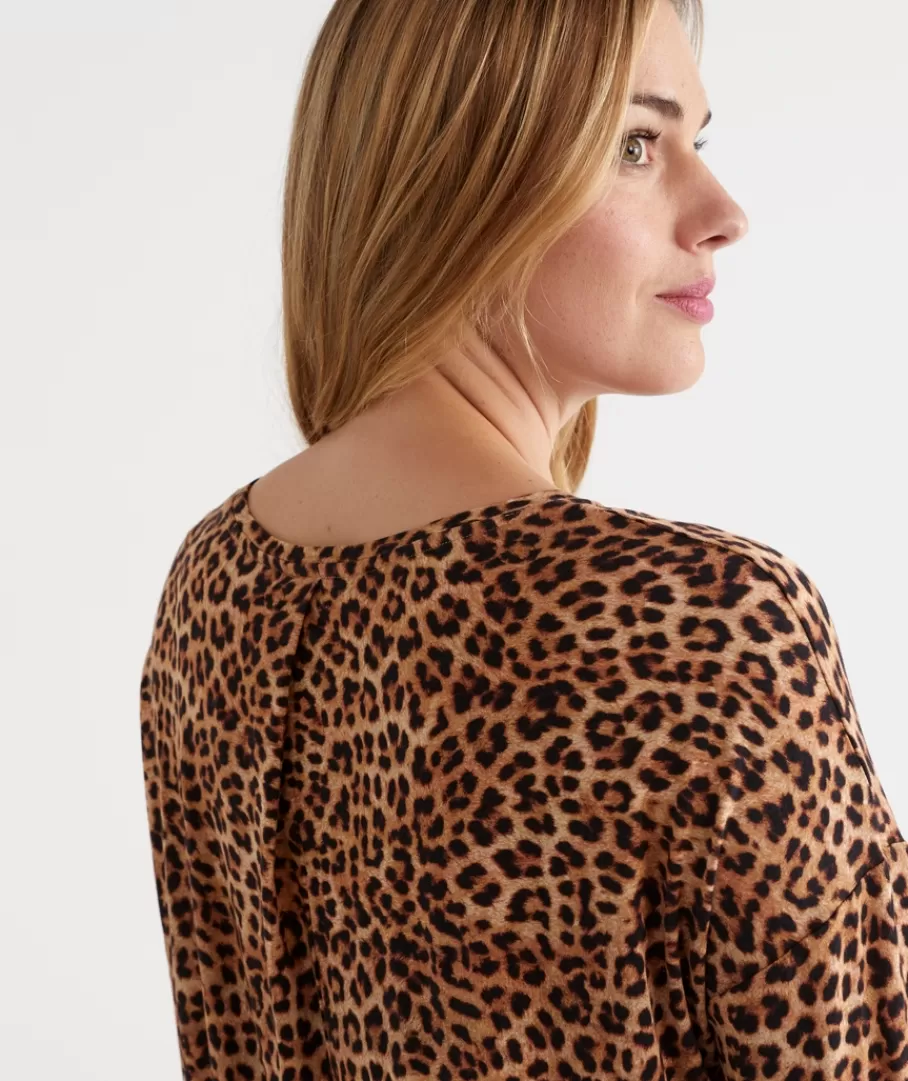 Long Sleeve Animal Pleat Back Top-Sussan Discount